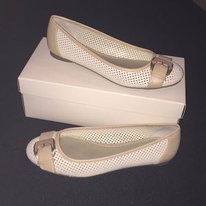 Anne Klein Tan Flats